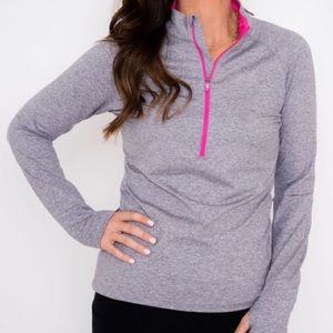 Under Armour Girls Loose Fitting Pullover Size M